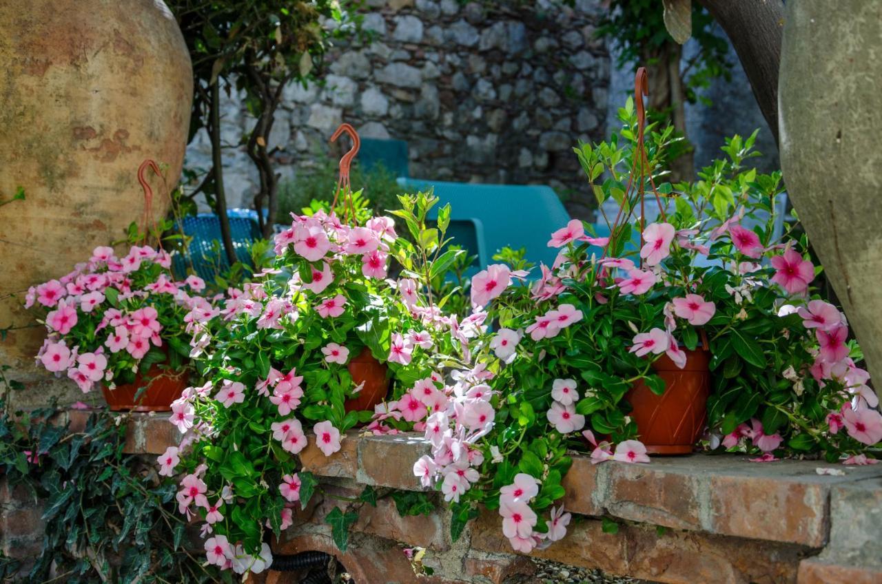 Nero Rooms Taormina Exterior foto